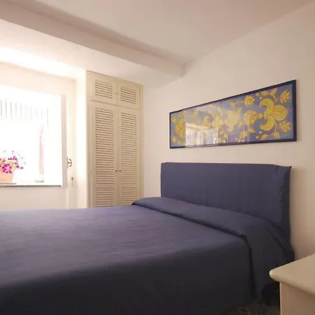 Sorrento Sleeps 5 Air Con Wifi Villa Massa Lubrense